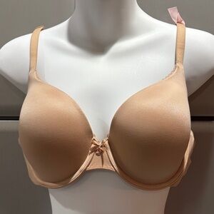 Victoria's Secret Nude Underwire Bra